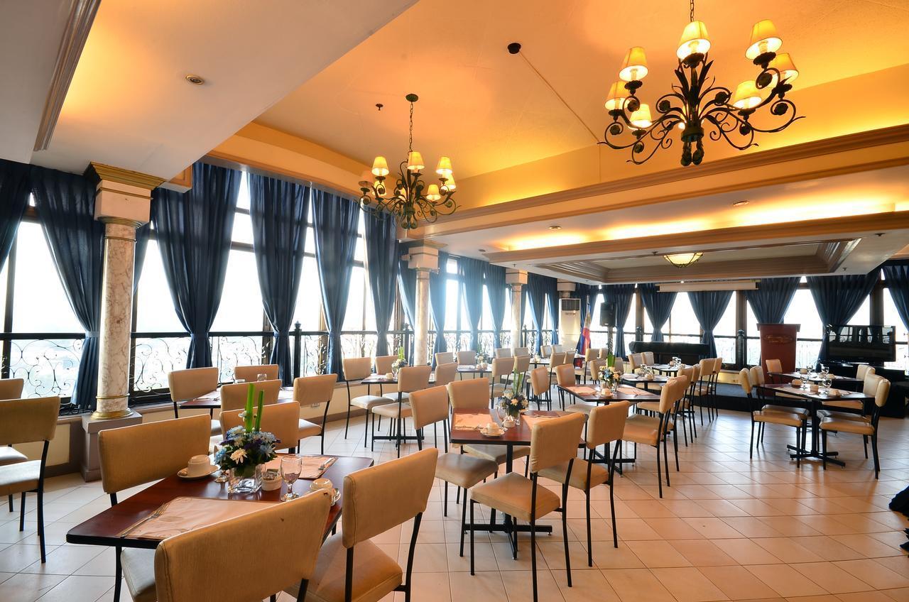 Fernandina 88 Suites Hotel Quezon City Exterior foto
